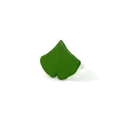 Green ginkgo leaf adjustable ring