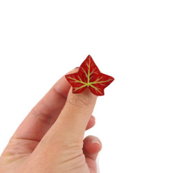 Burgundy red ivy leaf adjustable ring