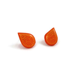 Orange droplets ear studs with light orange doodles