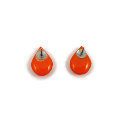 Puces d'oreilles en forme de petites gouttes oranges aux volutes oranges claires