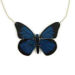 Collier en forme de papillon de type "Papilio Ulysses" bleu marine et noir
