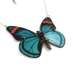 Collier réversible papillon bleu métallisé, rose et noir / jaune, rose, vert et noir