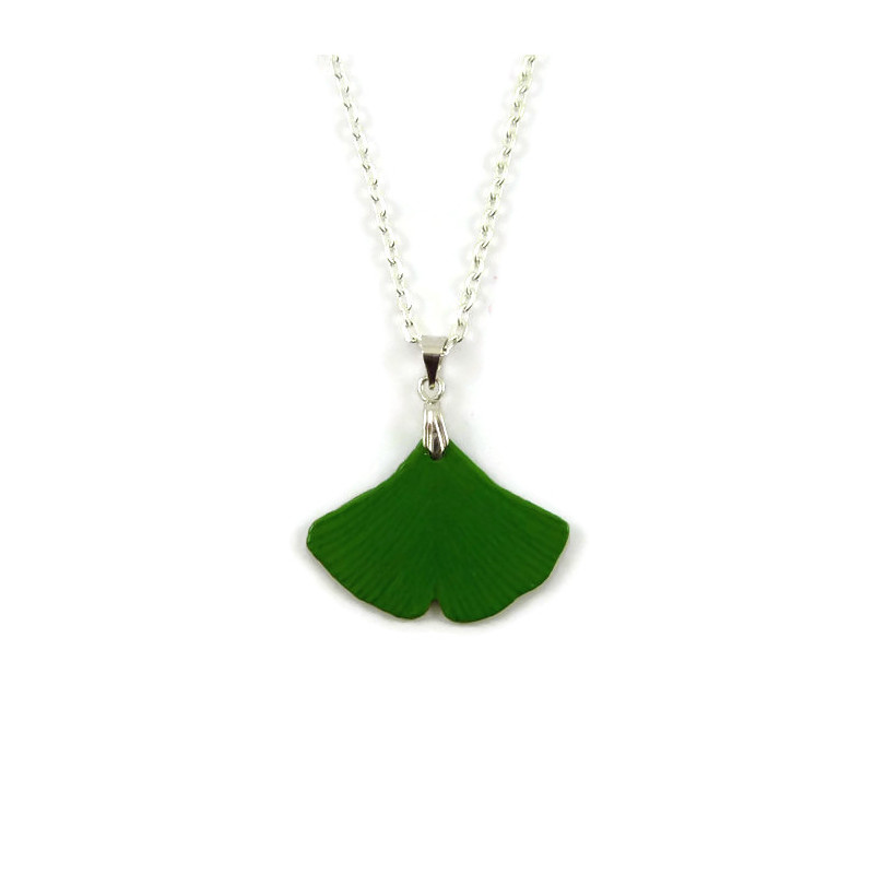 Green ginkgo leaf necklace