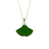 Collier avec pendentif en forme de feuille de ginkgo verte