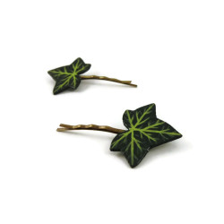 Set of 2 green ivy leaves hair pins