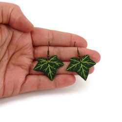 Green ivy leaves dangle earrings