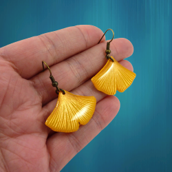 Boucles d'oreilles pendantes en forme de feuilles de ginkgo jaunes