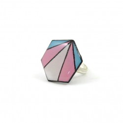Bague hexagonale aux couleurs de la fierté transgenre (bleu ciel, rose et blanc)