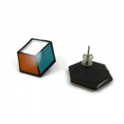 Iridescent, orange and cyan hexagons ear studs made with hand-painted recycled CD by Savousépate