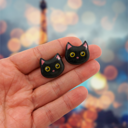 Eco-friendly black cat's head ear studs