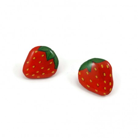 Clous d'oreilles en forme de petites fraises rouges