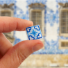 White and blue azulejo square magnet (version 1)