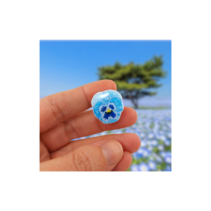 Eco-friendly light blue pansy flower pin badge