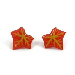 Red ivy leaves ear studs