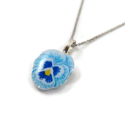 Collier pensée bleue pastel