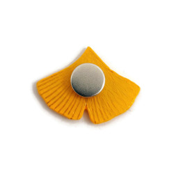 Yellow ginkgo leaf Magnet