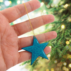 Turquoise blue star suspension with aqua blue doodles