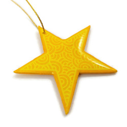 Yellow star suspension with light yellow doodles