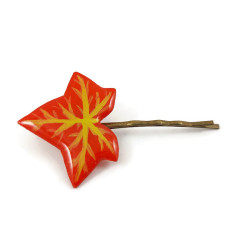 Red ivy leaf bobby pin