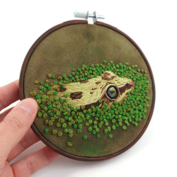 Frog embroidery