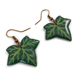 Green ivy leaves dangle earrings