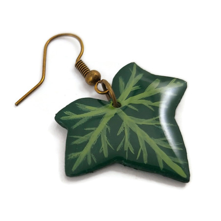 Green ivy leaf dangle earring (sold individually)