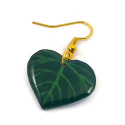 Green heart-shaped leaf dangle earring (Sold individually)