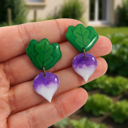 Puces d'oreilles pendantes en forme de navets