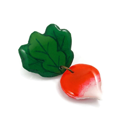 Radish ear chip (Sold individually) Radish ear chip (Sold individually)