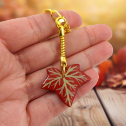 Red ivy leaf Keychain