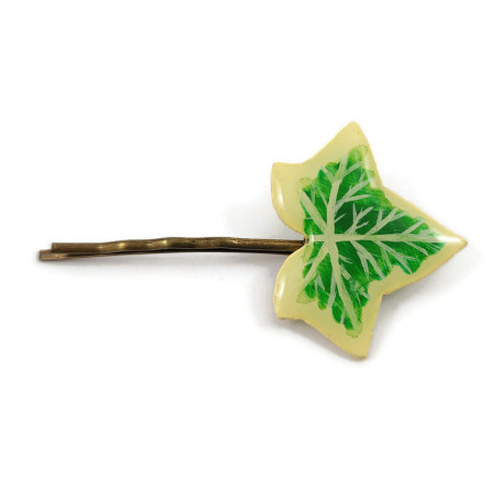 Yellow and green variegated ivy leaf bobby pin