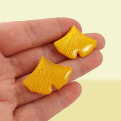 Yellow ginkgo leaves ear studs (Sold individually)
