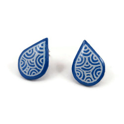 Customizable droplets ear chips with white doodles