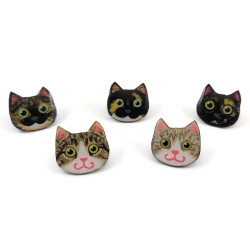 Customizable cat head magnets
