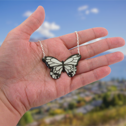 Collier petit papillon personnalisable