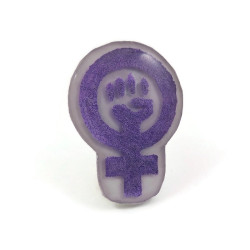 Broche féministe